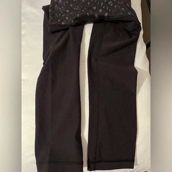 Lululemon All The Right Places Hi Rise Leggings - Picture 9 of 13